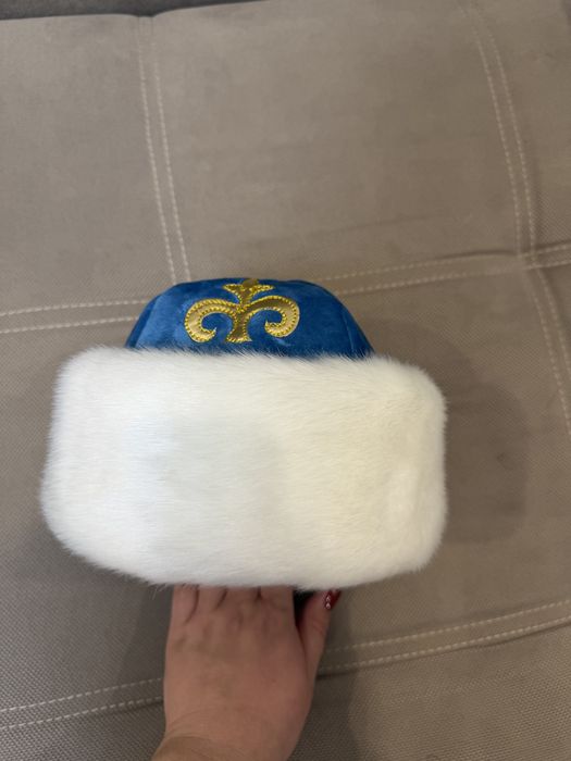 Продам шикарный костюм на мальчика