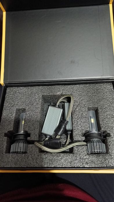 Белые Led лампы H7