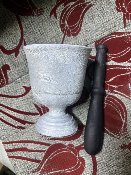 Ступка и пестик .Дюраль и чугун