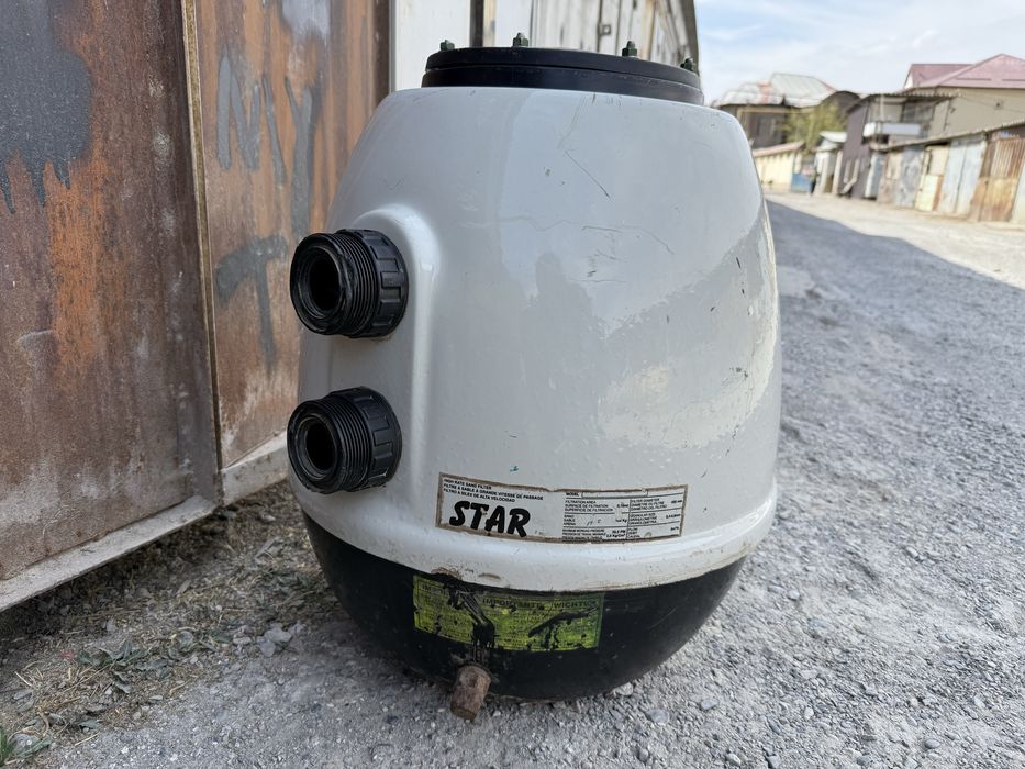 * песочный фильтр для басейнов большой Итальянский в хорошем состоянии