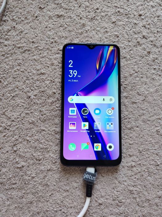 Продается телефон