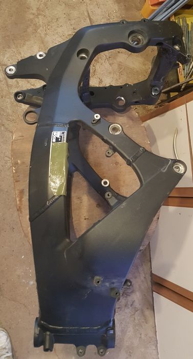 Части за CBR 1000 RR 2004-07