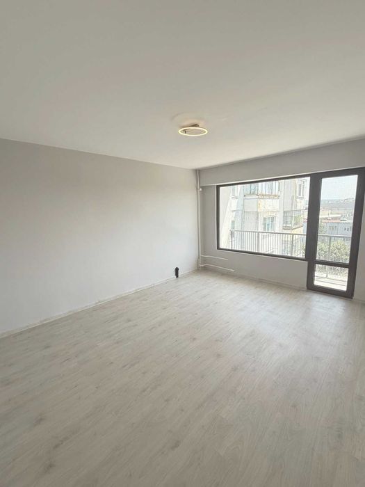 Продава се Двустаен апартамент в Велико Търново, Акация - 62 кв.м за 2097 €/кв.м - Снимка #3