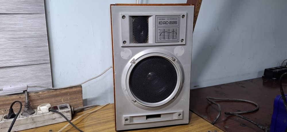 Усилитель Вега с колонками