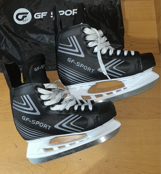 Срочно! Обменяю Коньки на рашгард