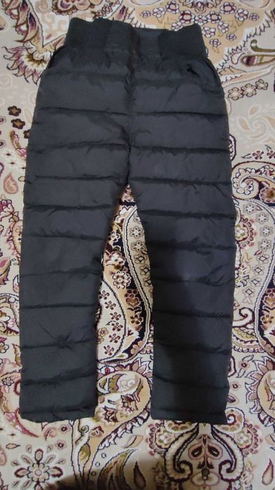 Продам балоневые штаны на девочку.