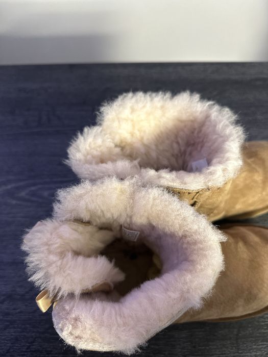 Cizme UGG mărimea 38