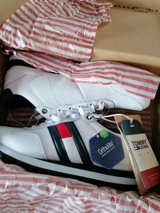 Оригинални маратонки TOMMY HILFIGER