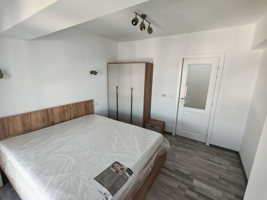 Închiriez apartament 2 camere