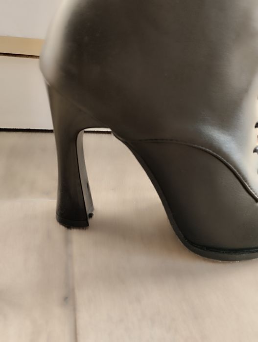 Сапоги новые продам