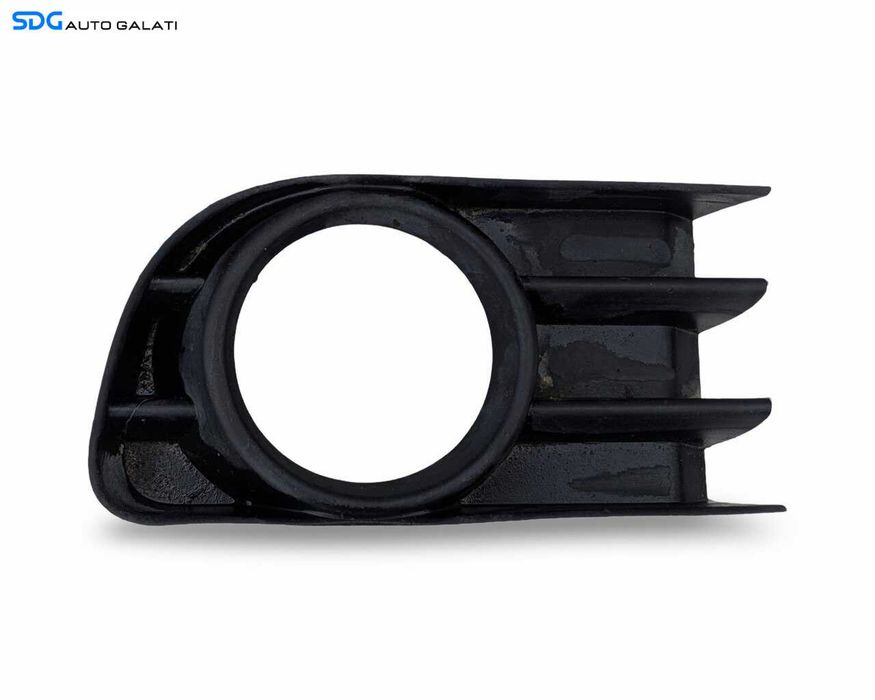 Grila Ornament Proiector Ceata Stanga de pe Bara Spoiler Fata Renault Megane 2 2002 - 2008 Cod 8200115117 [LC3875]