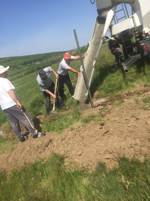 Teren pitoresc 642 mp Betfia - BAILE - FELIX!!! Utilitati direct trase la teren, apa si curent, imprejmuit!!! - Mai multe
