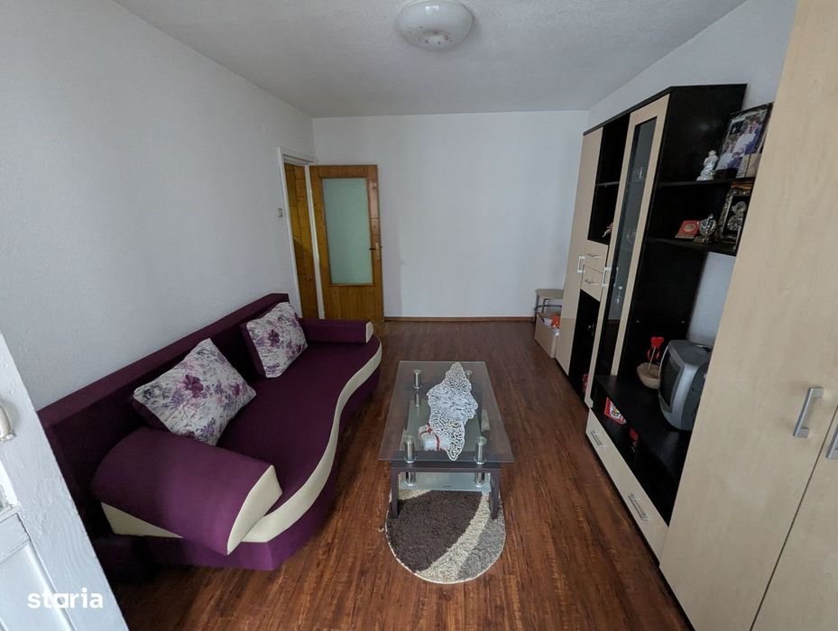 Apartament cu 3 camere in Astra