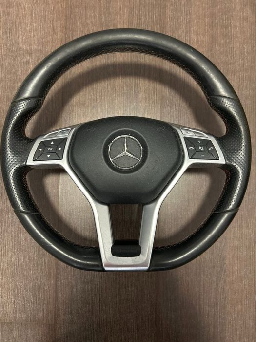 Vand volan AMG PENTRU Mercedes