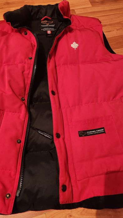 Vestă Canada Goose puf originala
