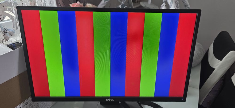 Monitor Dell P2317H 23" Full HD, IPS, Ergonomic (Reglabil pe înălțime)