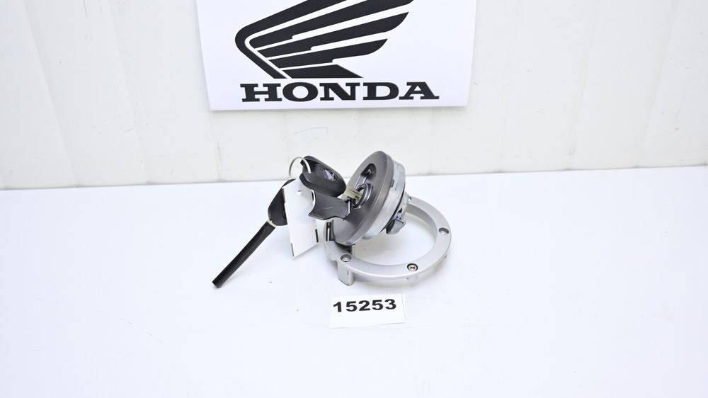 Capac Buson Rezervor Benzina Cu Chei OEM Honda CB500F CRF 1100