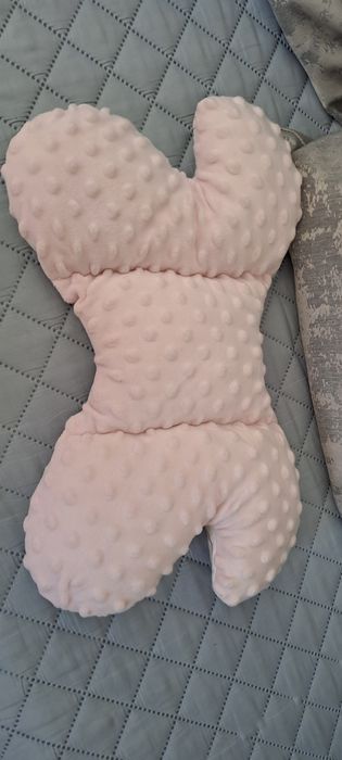 Vând pernuta bebelusi