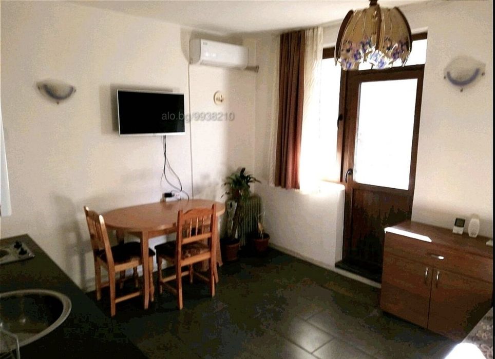 Дава се под наем Едностаен апартамент в Банско - 30 кв.м за 306 € - Снимка #2