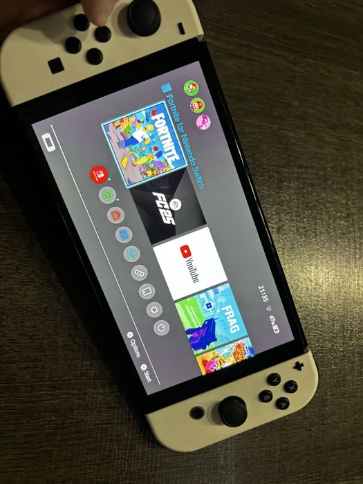 Nintendo Switch, наречен просто OLED