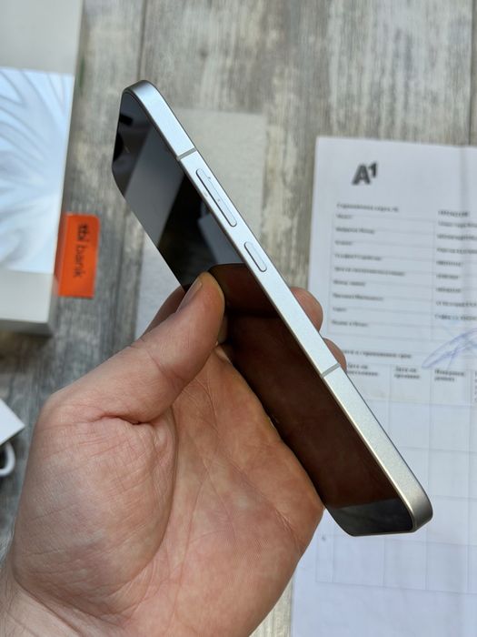 Oppo Reno 13 5G  256 GB 12+12 GB Ram Dual Sim Като Нов Гаранционен