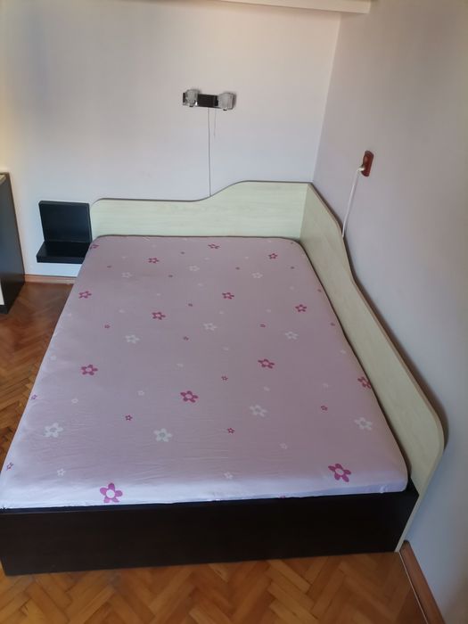 Комплект спално обзавеждане - Приста+матрак 140/200/+гардероб+скрин/