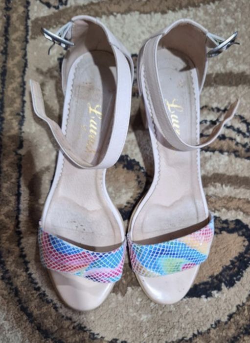 Sandale elegante damă cu toc - marimea 38