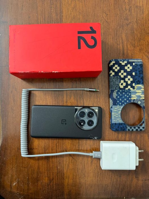 OnePlus 12 Ванплас 12