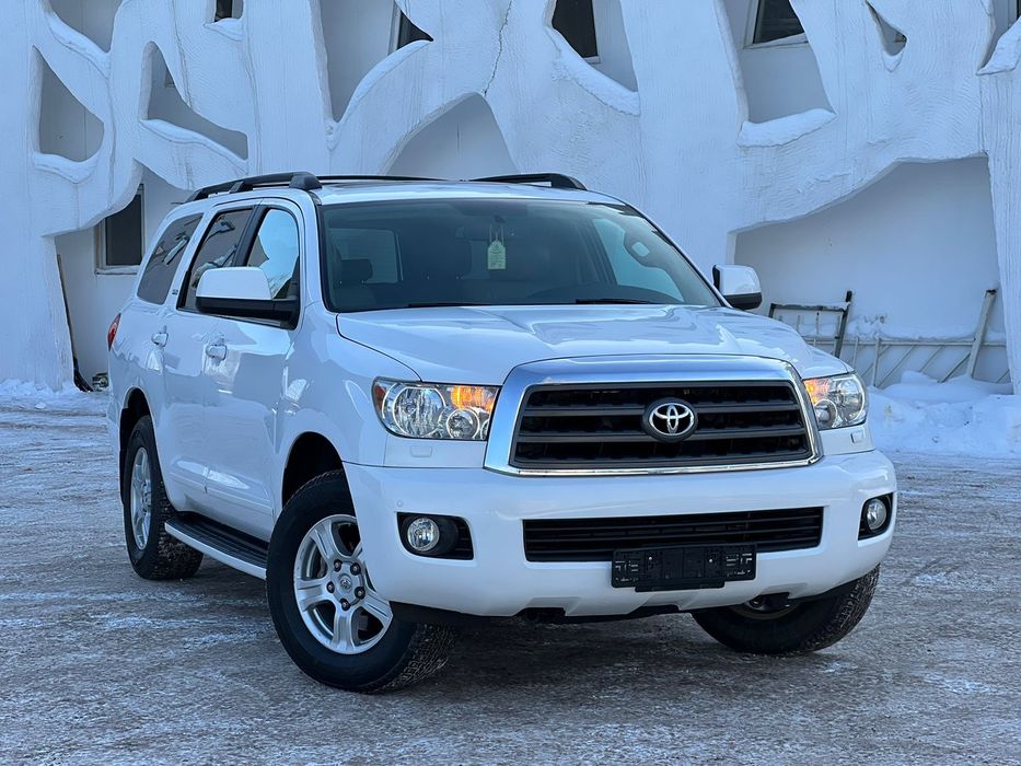 Тойота 33.5 млн обмен на квартиру в астане !