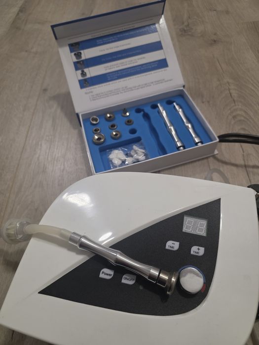 Aparat profesional microdermabraziune cu diamante + accesorii