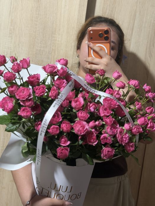 Цветы кустовые розы