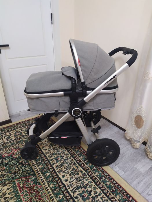 Коляска от For baby в отличном состоянии