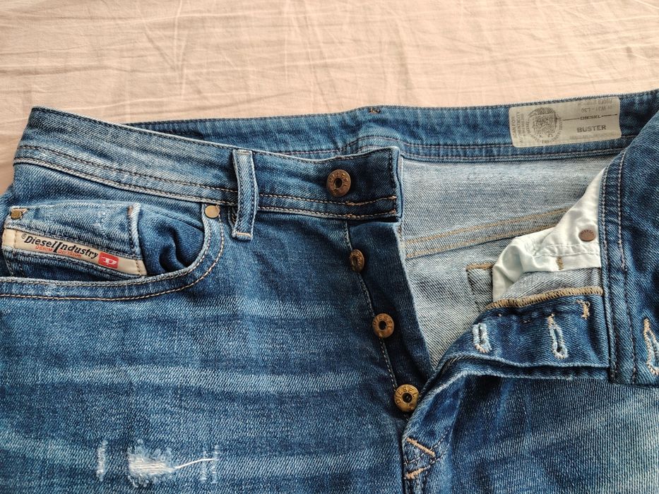 Blugi Diesel mărime S!
