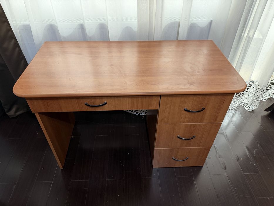 Vand mobila de sufragerie , dulap, comoda si birou