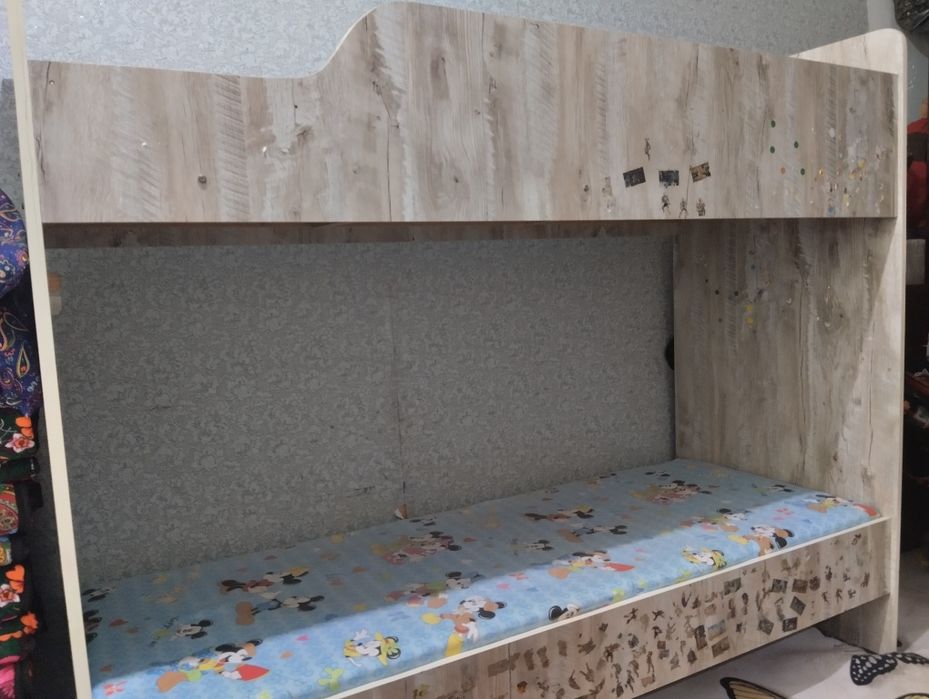 Диван 2-х яростный