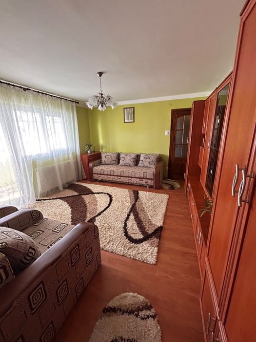 Inchiriez apartament cu 2 camere