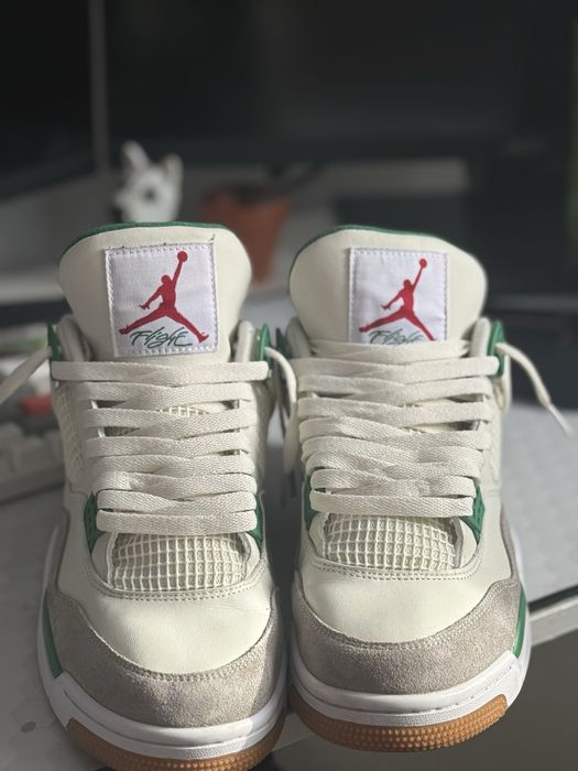 Nike Jordan 4 Pine Green