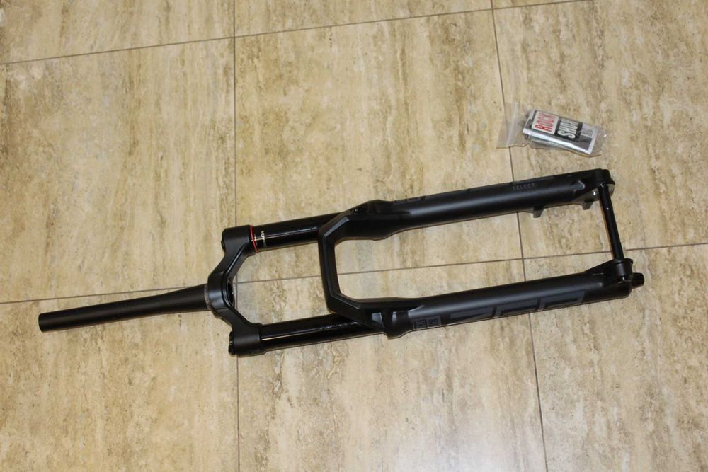 furca suspensie RockShox Zeb Select RC 29 170mm Boost Tapered Charger