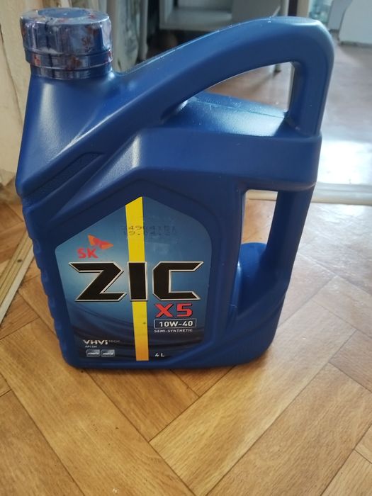 Продаю моторное масло для машины