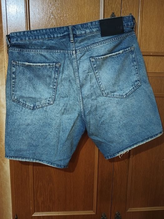 Blugi scurti marimea 46