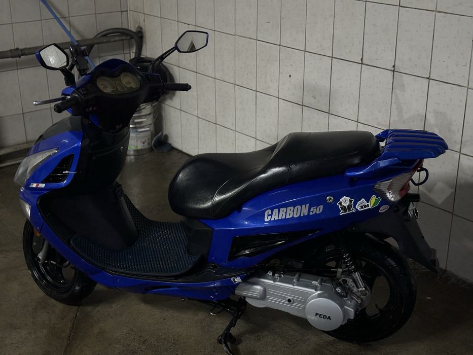 Скутер Peda Carbon