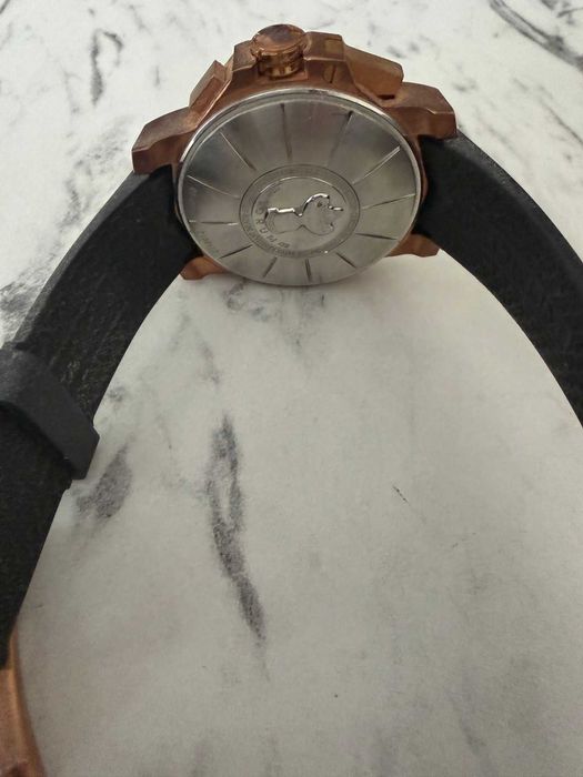 Часовници Топ - Casino Roulette, Bolt Zeus, Rolex, Corum и др.