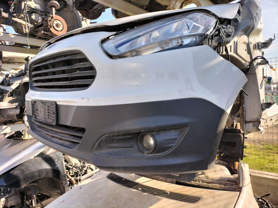 Предна броня Ford Transit Courier / Форд Транзит Куриер 2018г.