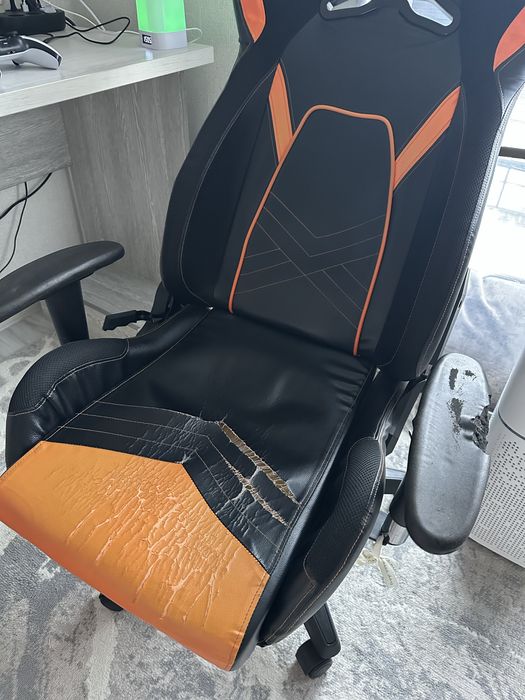 Игровое кресло Cougar