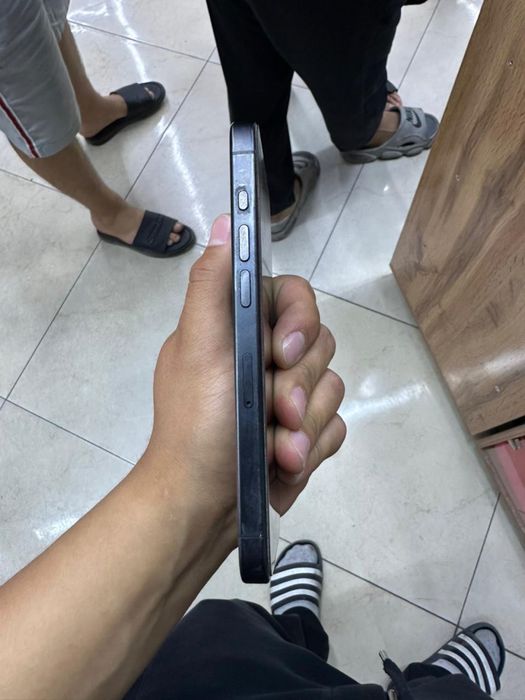 продается iphone 15 pro