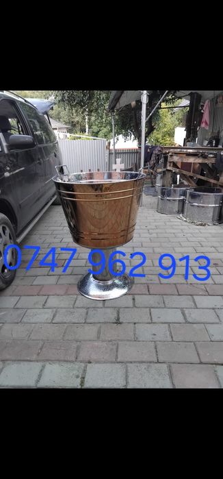 Cristelnițe din inox aurii sau albe lucioase pentru botez. Avem toate