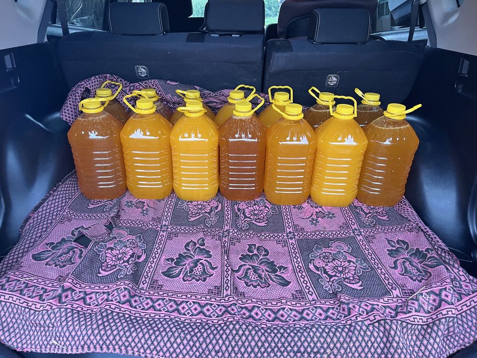 Мёд уражай 2025 год  1300тг за кг.