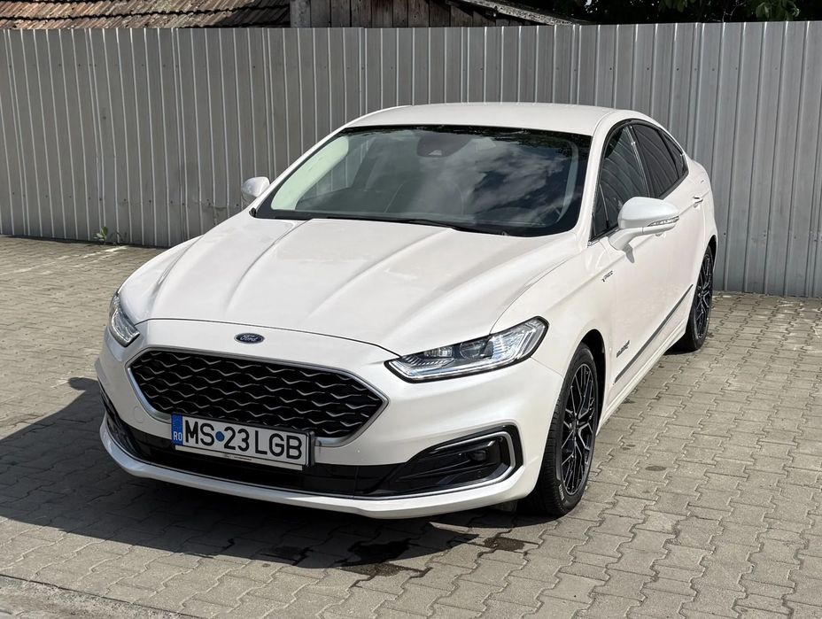 Ford Mondeo TVA DEDUCTIBIL Ford Mondeo Vignale 2.0 Hybrid (FHEV) - 72.200 km