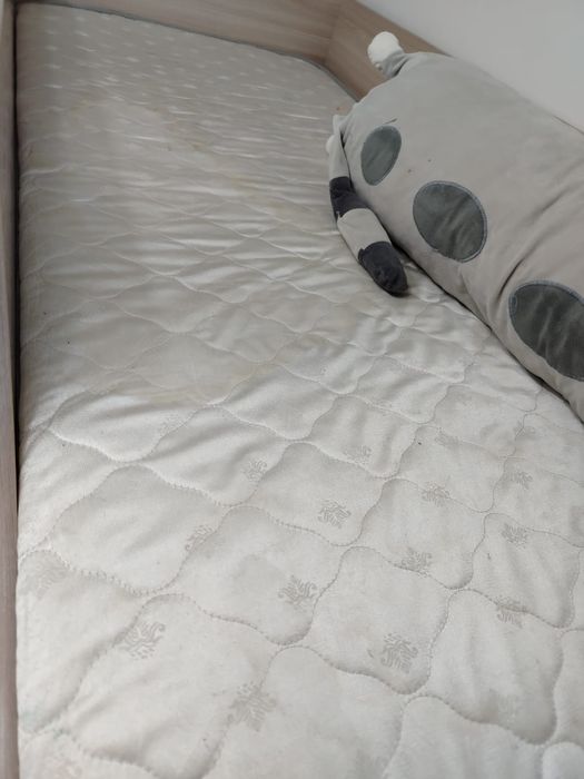 Продам двухъярусную кровать