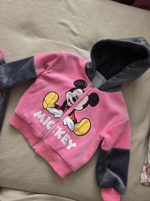 Продам утеплённый костюм на девочку